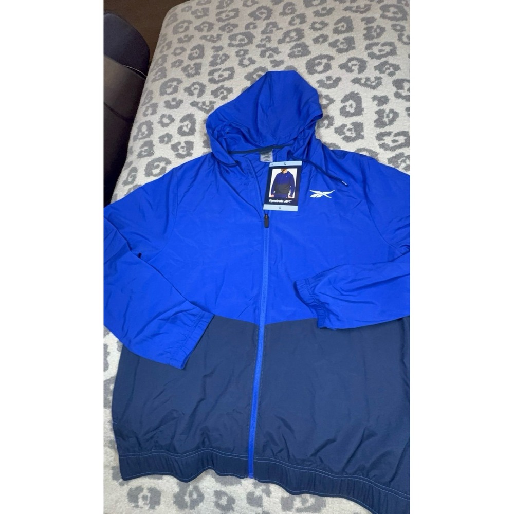 Men's LARGE Reebok full zip training regular fit woven jacket. NWT.